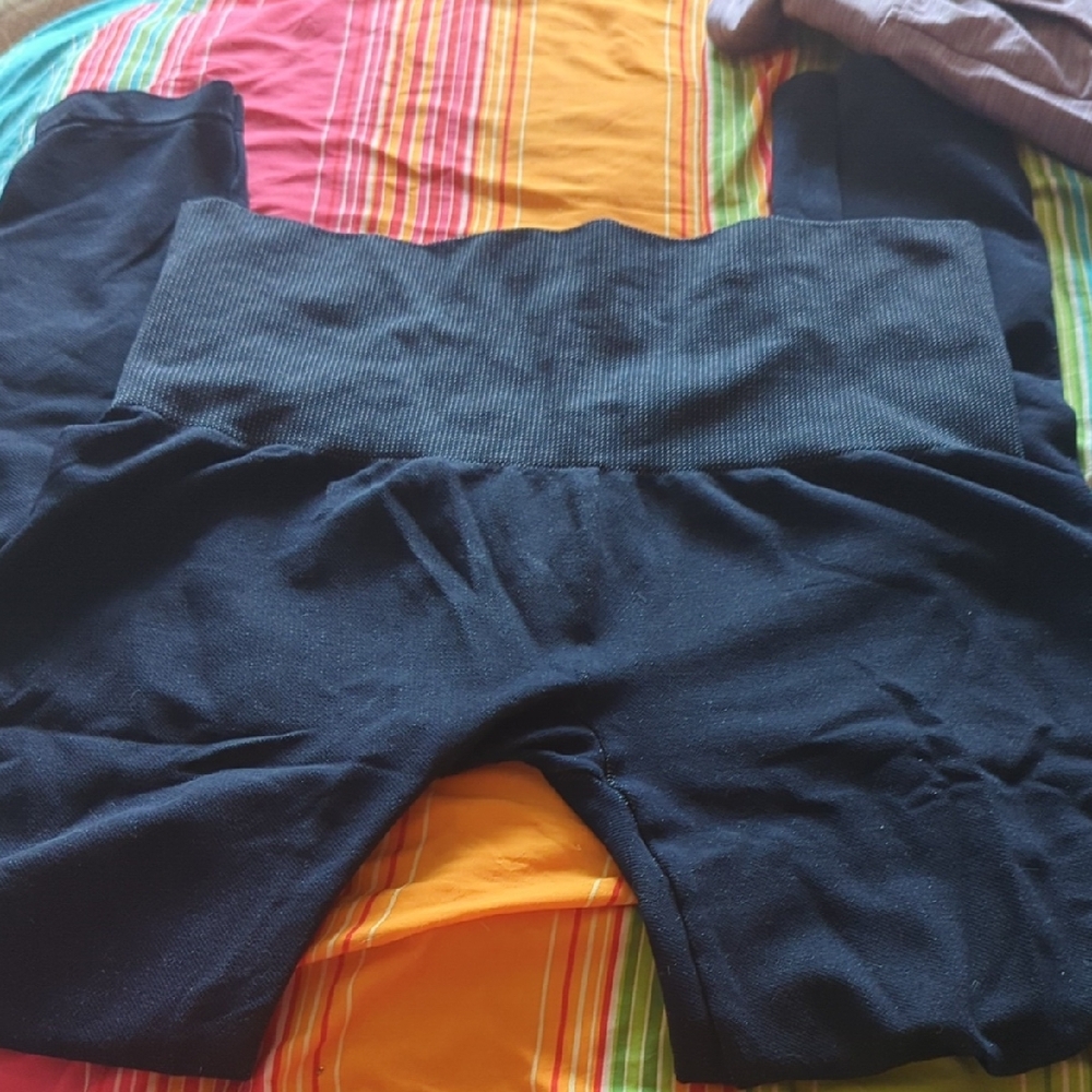 Assets by Spanx Navy blue leggings Shapewear XL new